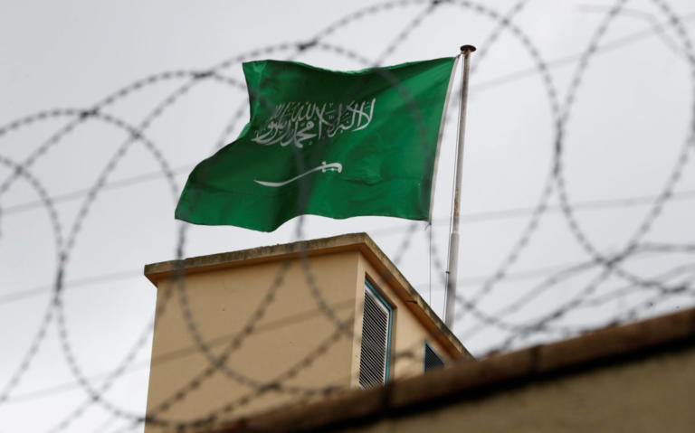 Σαουδική Αραβία: Αμερικανός καταδικάστηκε σε 16 χρόνια φυλάκισης για αναρτήσεις του στο Twitter