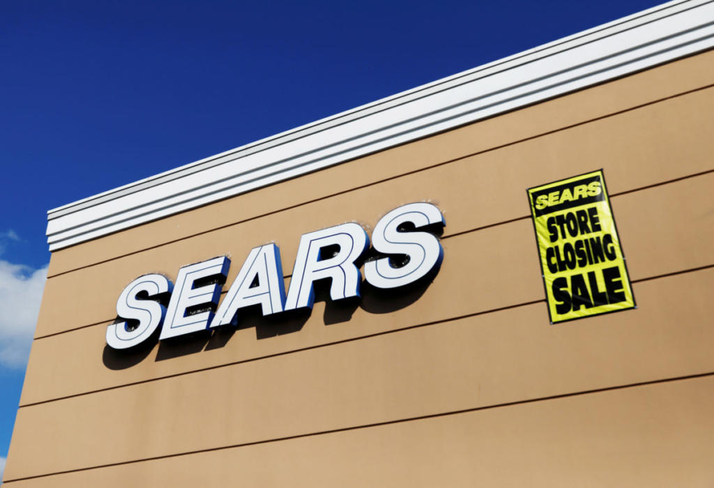 Sears: Χρεοκοπία για τα ιστορικά πολυκαταστήματα που άλλαξαν την Αμερική