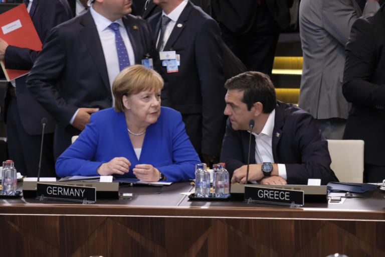 Spiegel: Εκστρατεία Τσίπρα για τις γερμανικές αποζημιώσεις – Το σχέδιο της Ελλάδας για τη διεκδίκηση 280 δισ. ευρώ
