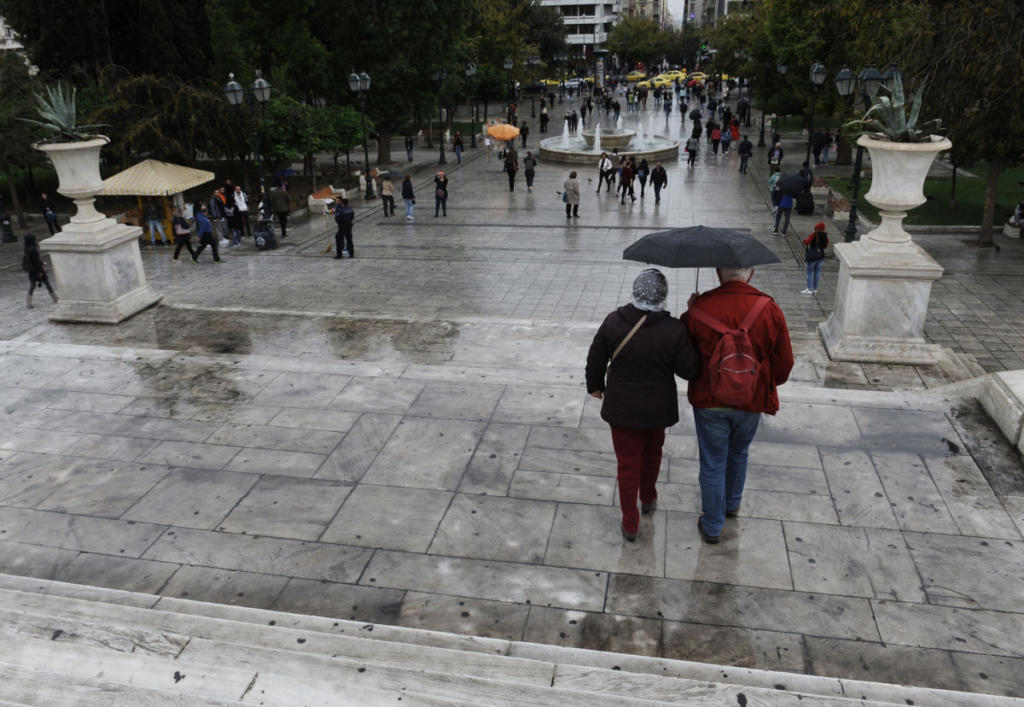 Καιρός: Από Δευτέρα τα πρώτα χιόνια! Έκτακτο δελτίο επιδείνωσης