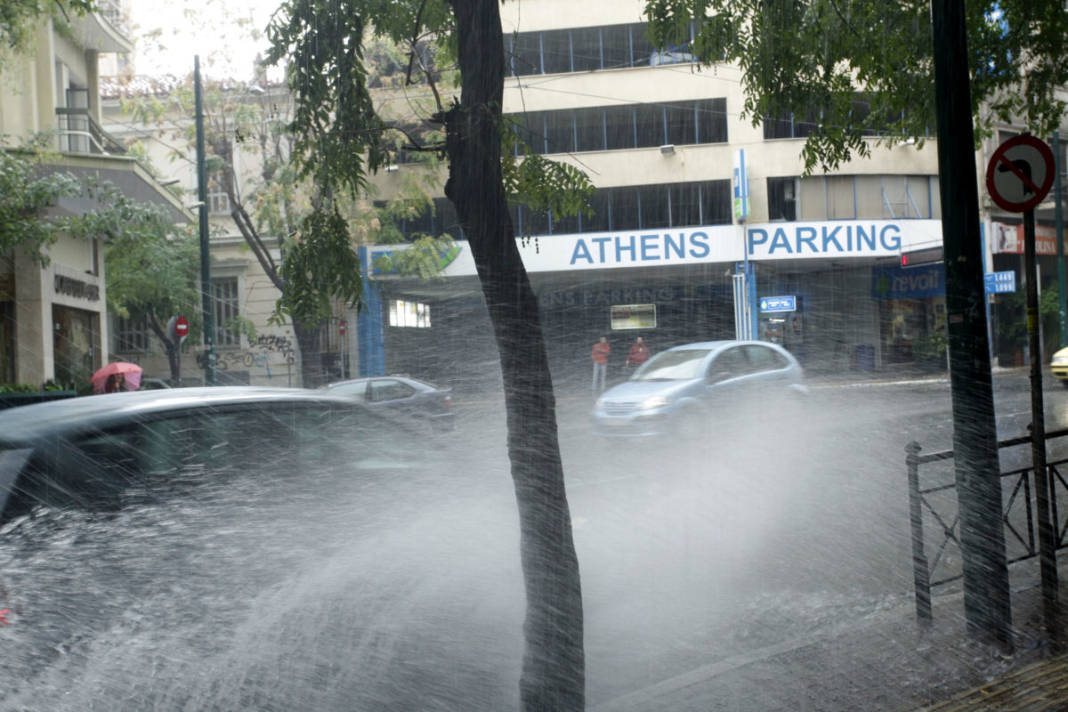 Καιρός: Αναλυτική πρόγνωση για το Σάββατο – Πού θα βρέχει