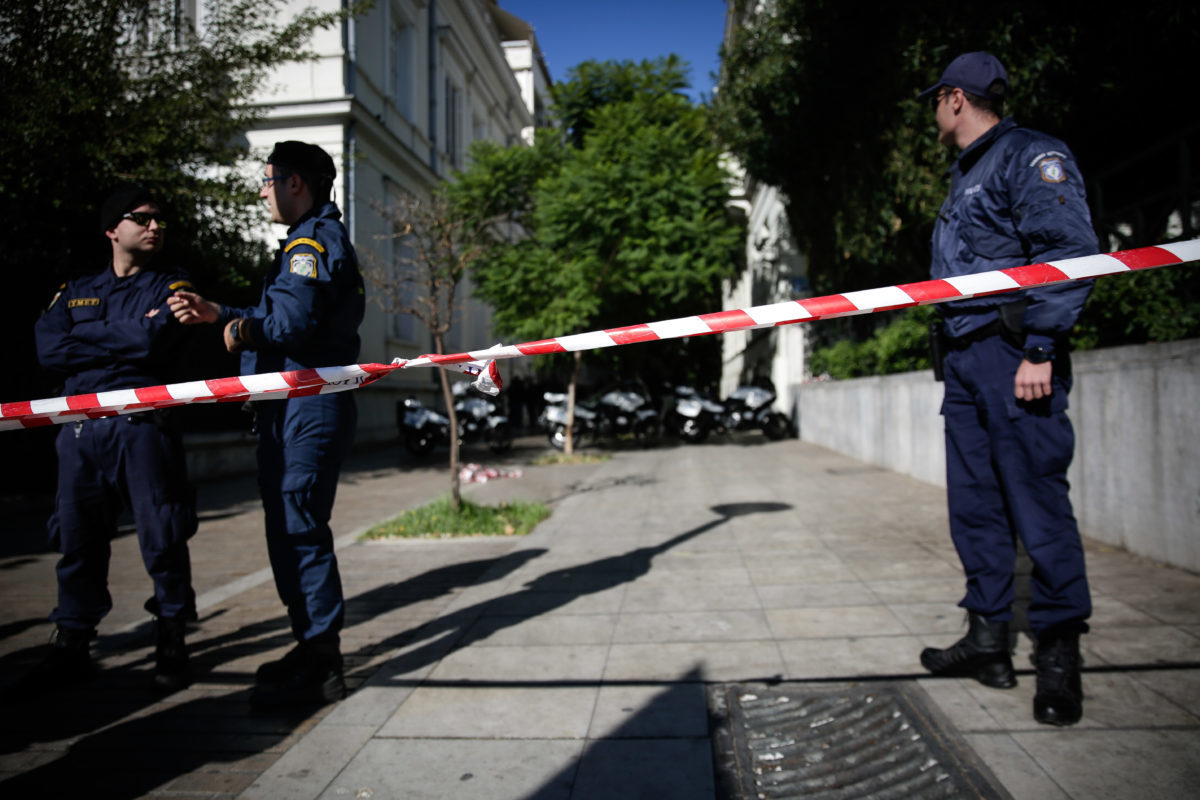 Συναγερμός για ύποπτο δέμα στο υπουργείο Εξωτερικών!