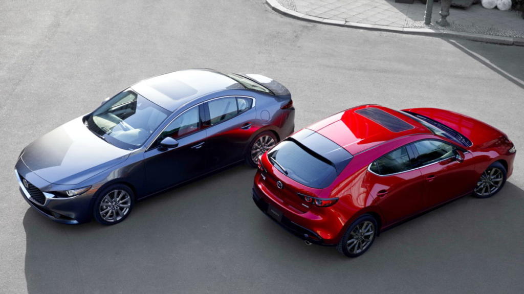 Nέο στιλ και high-tech τεχνολογίες για το καινούργιο Mazda3 [vid]