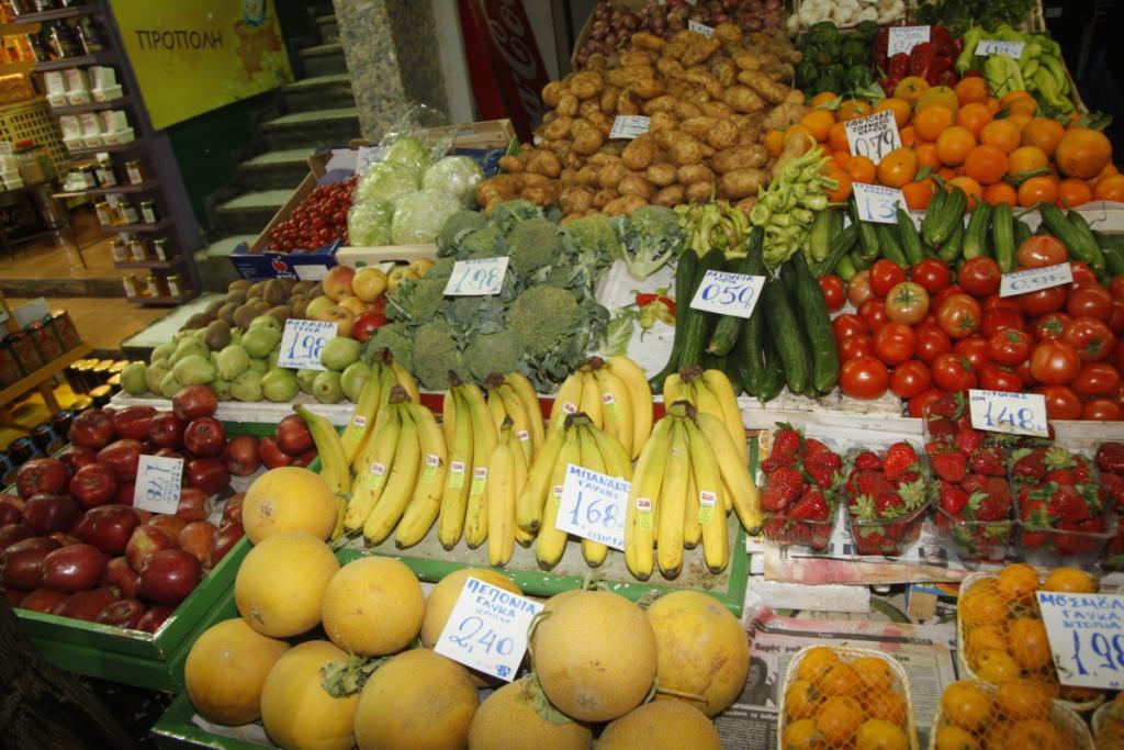 “Άλλα” φρούτα! Πάνω από 4 τόνοι ακατάλληλα οπωροκηπευτικά κατασχέθηκαν στον Πειραιά!