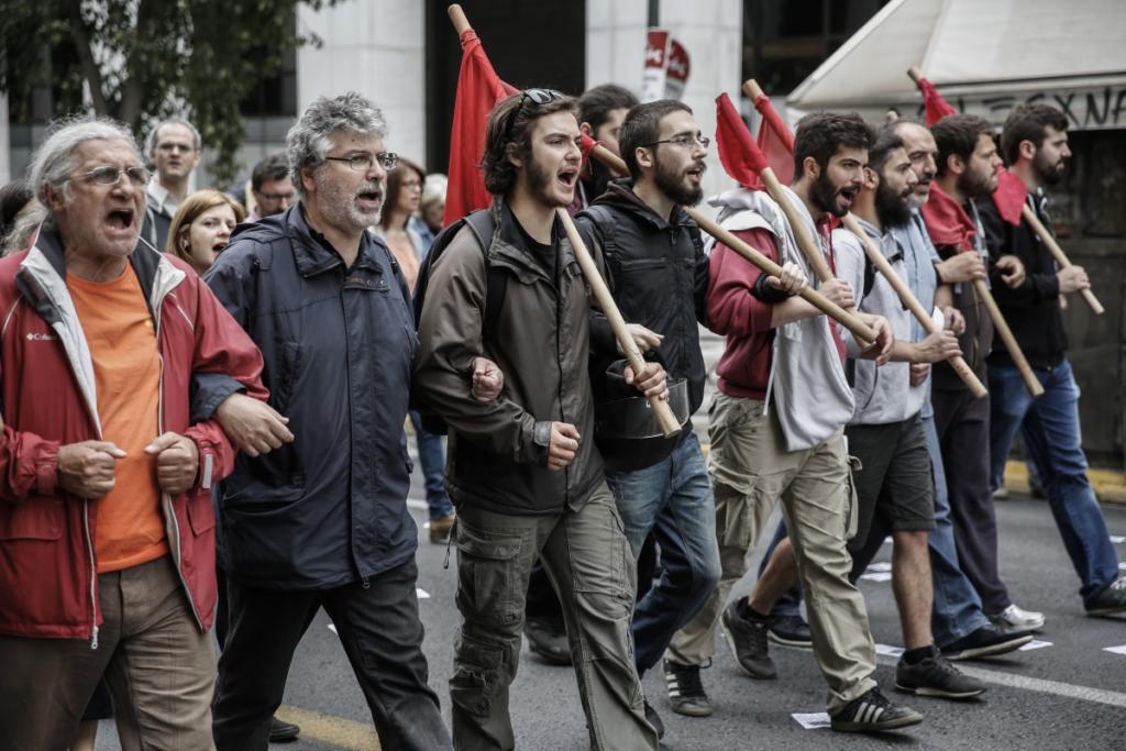 Απεργία: “Παραλύει” η Ελλάδα την Τετάρτη – Ακινητοποιημένα για 24 ώρες όλα τα μέσα μαζικής μεταφοράς! [pics]