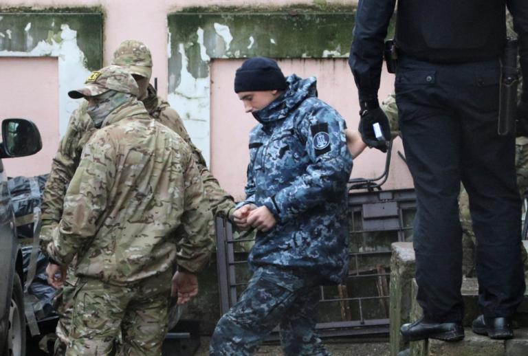 Κριμαία: Στη φυλακή στέλνει ρωσικό δικαστήριο τους Ουκρανούς ναύτες!