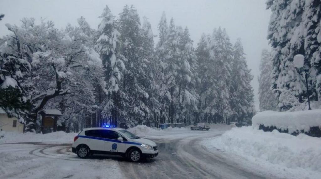 Καιρός: Χιόνια σε Κοζάνη και Τρίκαλα