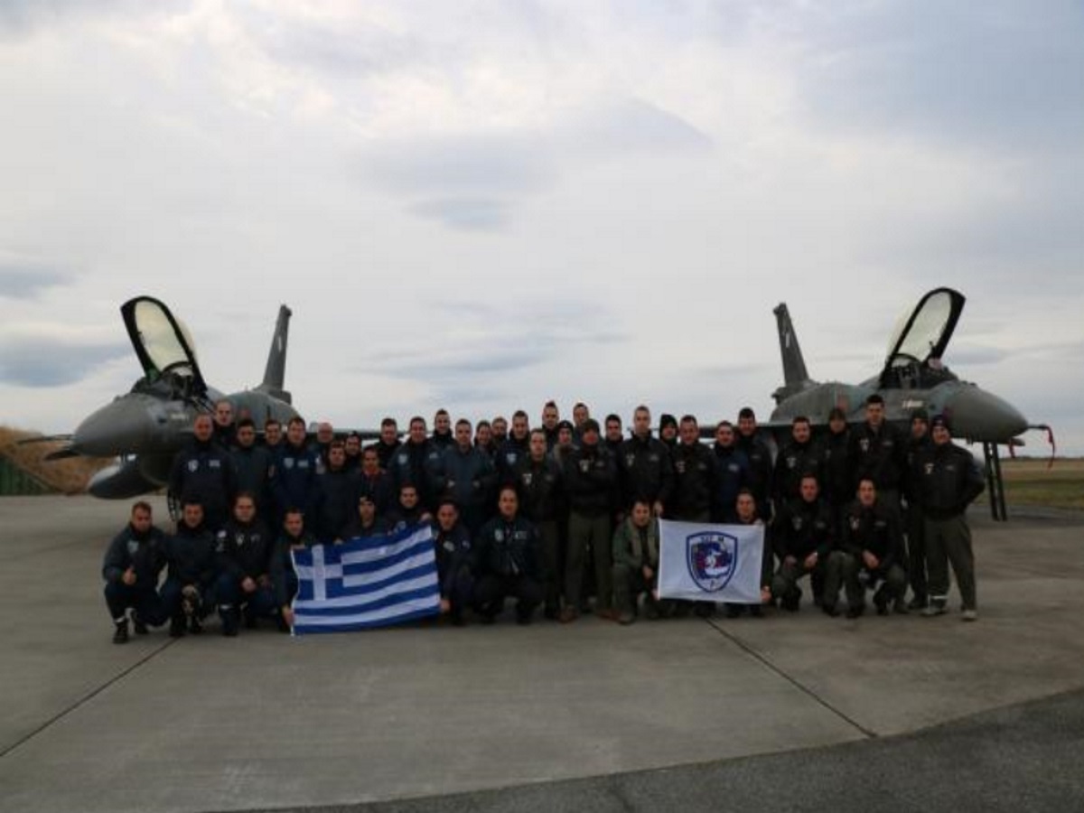 Το NATO υποκλίθηκε στα μπλε “γεράκια” της Πολεμικής Αεροπορίας στην “Trident Juncture 2018”! [pics]
