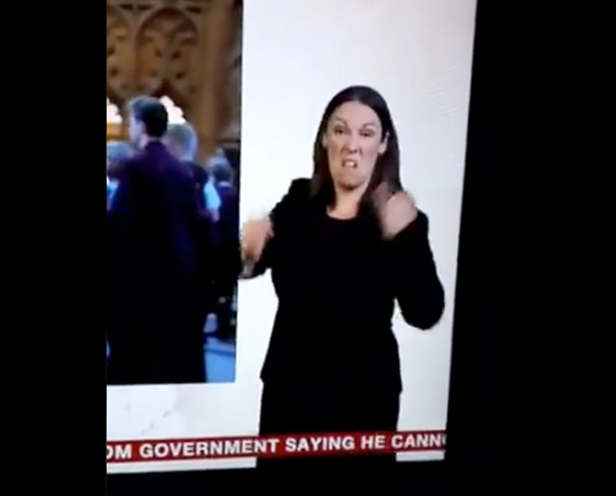 BBC για Brexit: Η παρουσιάστρια στη νοηματική περιγράφει το μπάχαλο! [video]