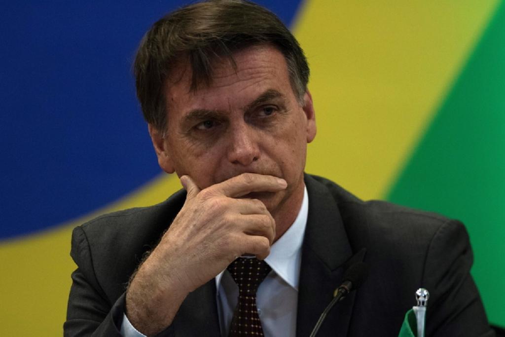 Προκαλεί ο Μπολσονάρο: Οι βραζιλιάνοι δεν έχουν γνωρίσει δικτατορία!