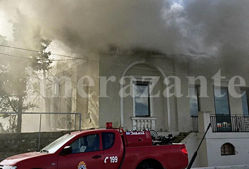 Φωτιά σε γνωστό κλαμπ στη Ζάκυνθο – video