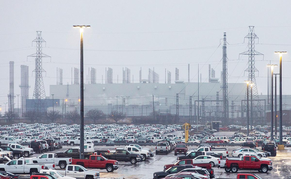 General Motors:  Απολύσεις και κλείσιμο εργοστασίων με σκοπό την οικονομική ανασυγκρότηση [vid]