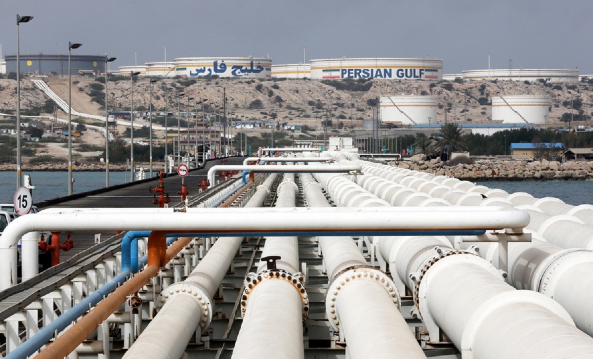 Ιράν: “Χασούρα” 2 δισ. δολάρια από πετρελαϊκά έσοδα τους τελευταίους έξι μήνες!