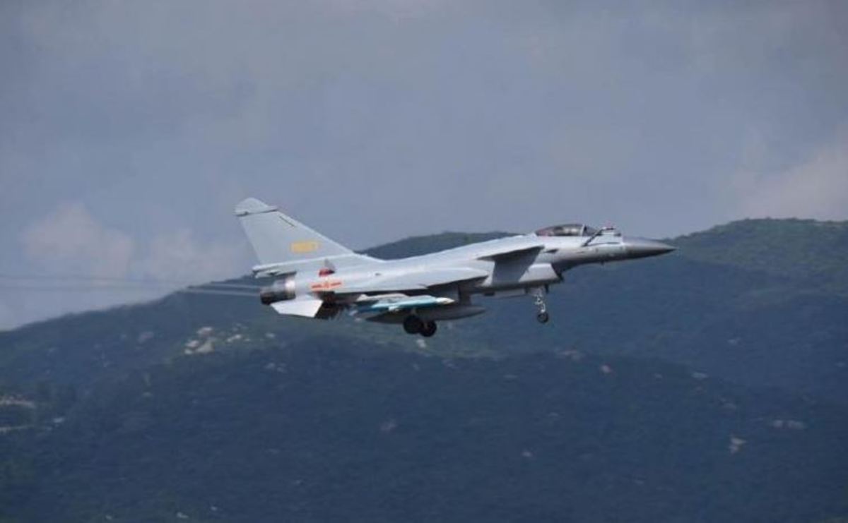 Αυτοί είναι οι “άσσοι στο μανίκι” της Κίνας για την κυριαρχία στους αιθέρες! [pic, vid]