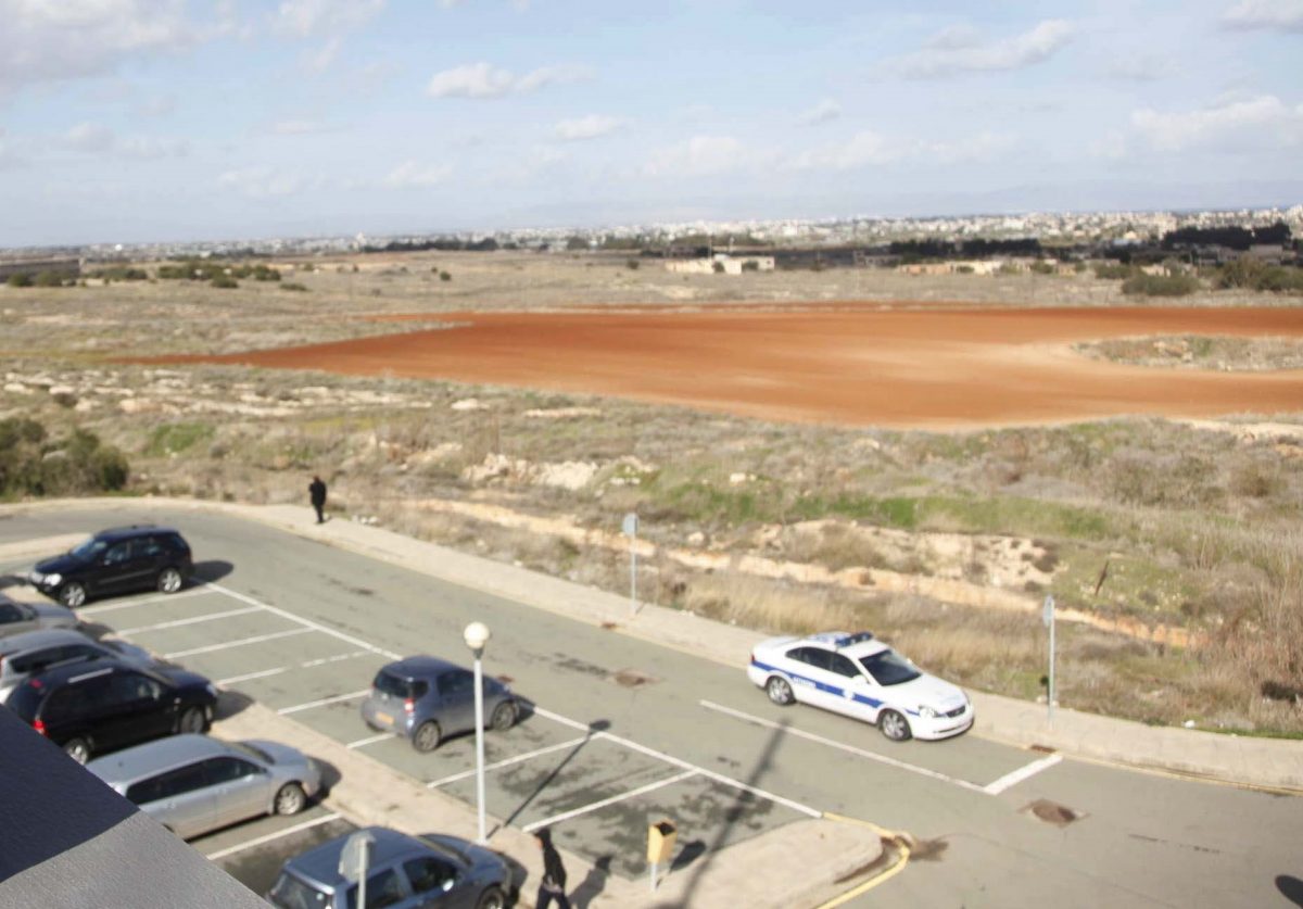 Κύπρος: Ανοίγουν δυο οδοφράγματα προς και από τα κατεχόμενα