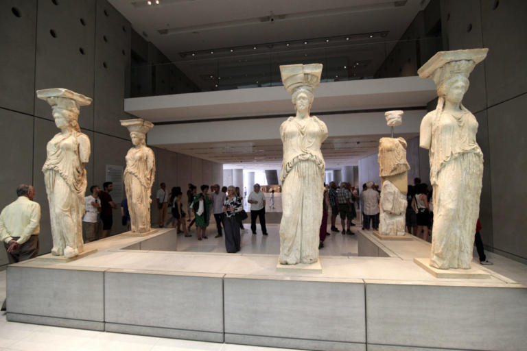 Το παραδέχονται οι Βρετανοί! Το Μουσείο της Ακρόπολης μπορεί να φιλοξενήσει τα γλυπτά του Παρθενώνα!