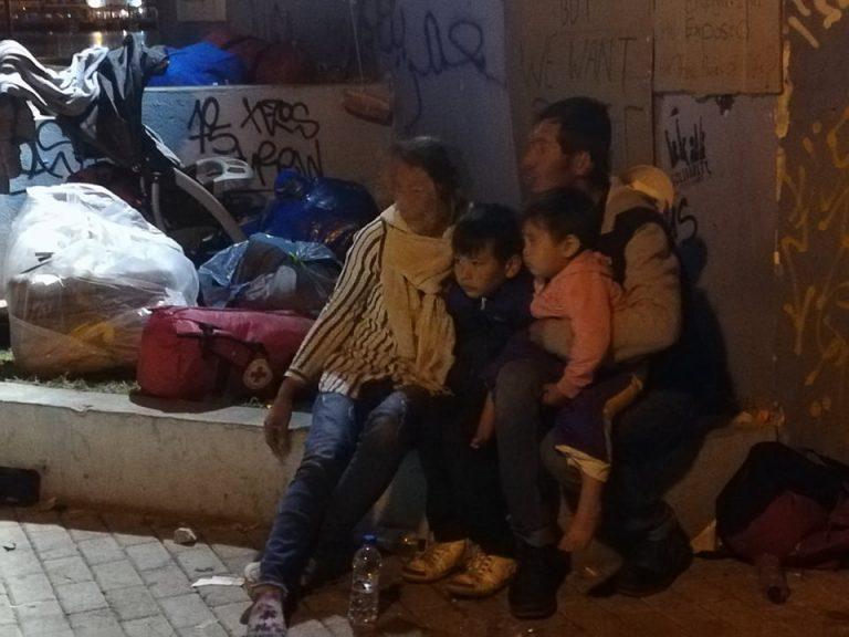 Μυτιλήνη: Στο σκαμνί 26 άτομα για τη ρατσιστική επίθεση σε μετανάστες – Οι εικόνες ντροπής που προκάλεσαν αίσθηση – video