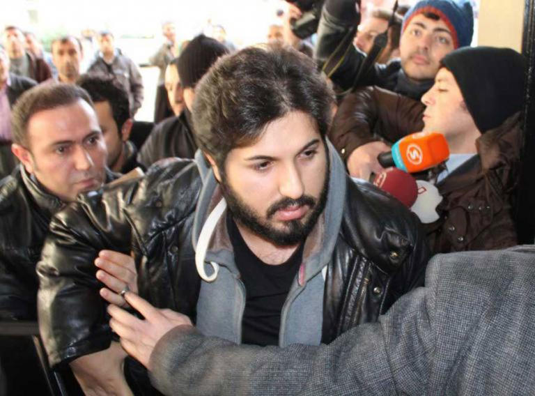 Διέταξαν τη σύλληψη του Ρεζά Ζαράμπ για… παράνομη ανακαίνιση! Γιατί τον φοβάται ο Ερντογάν