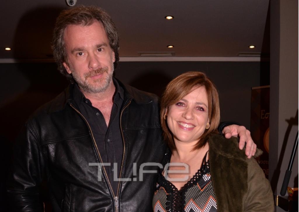 Μαριάννα Τουμασάτου – Αλέξανδρος Σταύρου: Αγκαλιά στο θέατρο!