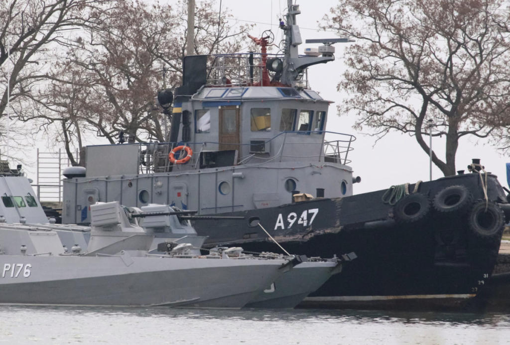 Νέο βίντεο από την επιδρομή των Ρώσων στα πλοία της Ουκρανίας