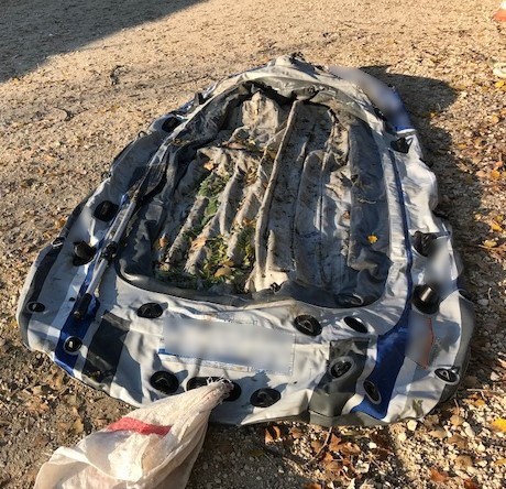 Έβρος: Οι διακινητές χρησιμοποίησαν αυτή τη βάρκα για να περάσουν στην Ελλάδα 10 μετανάστες [pics]