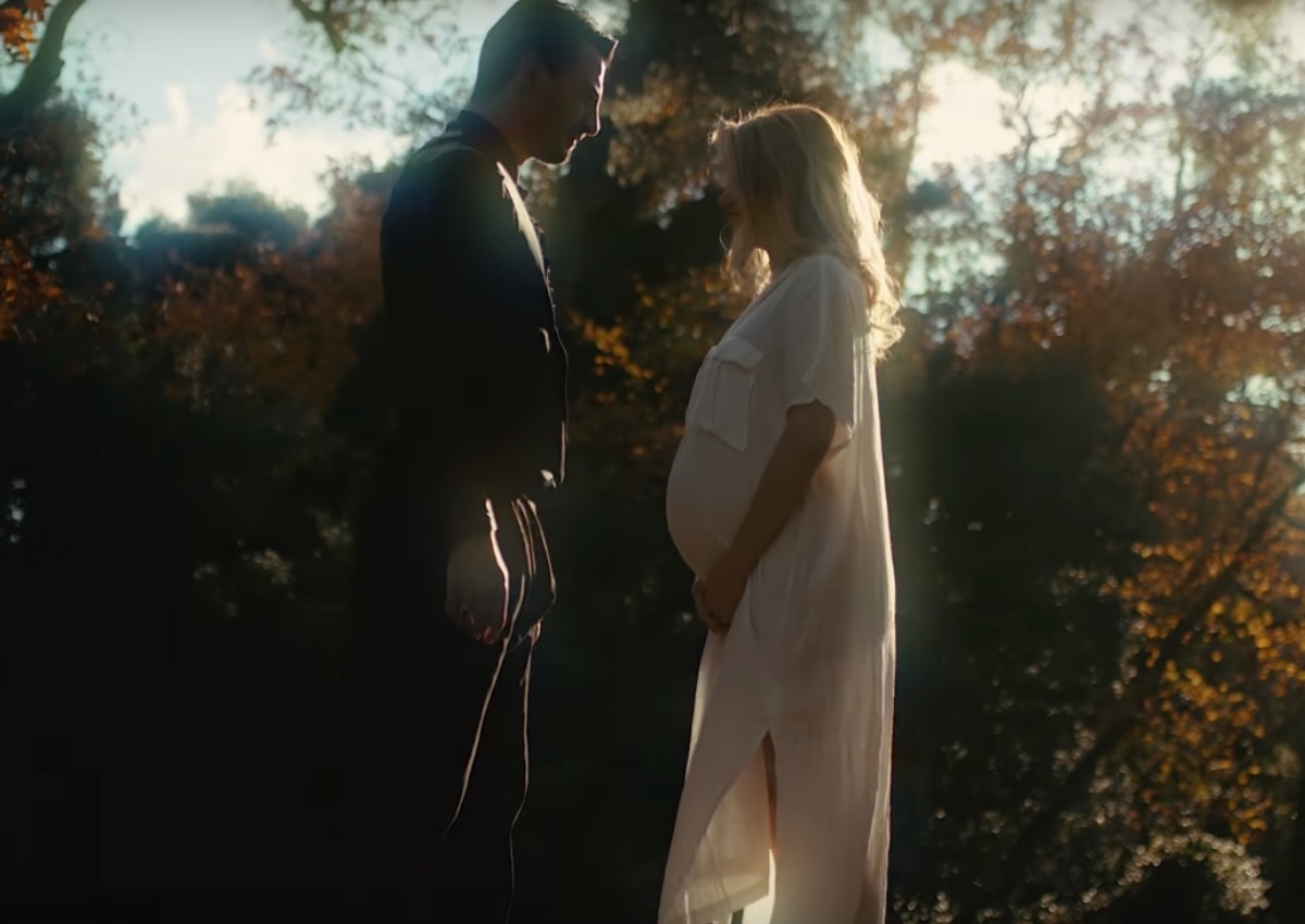 Ο Δήμος Αναστασιάδης και η Τζένη Θεωνά μαζί σε video clip, λίγο πριν γίνουν γονείς!