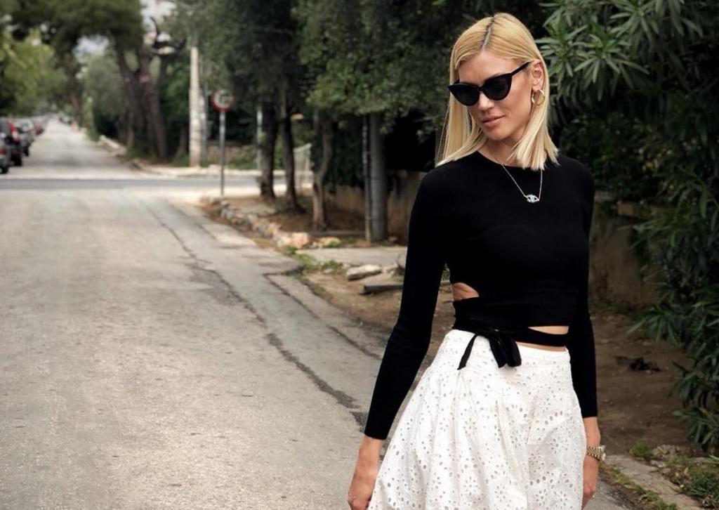 Βάσω Κολλιδά: Δύσκολες ώρες για το μοντέλo – Έφυγε από τη ζωή αγαπημένο της πρόσωπο [pics]