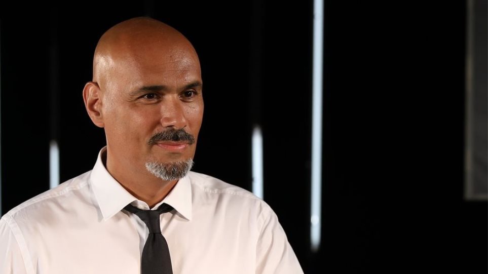 Δημήτρης Σκουλός: Σπάνια δημόσια εμφάνιση με την σύζυγό του, Τζέλα! [pics]