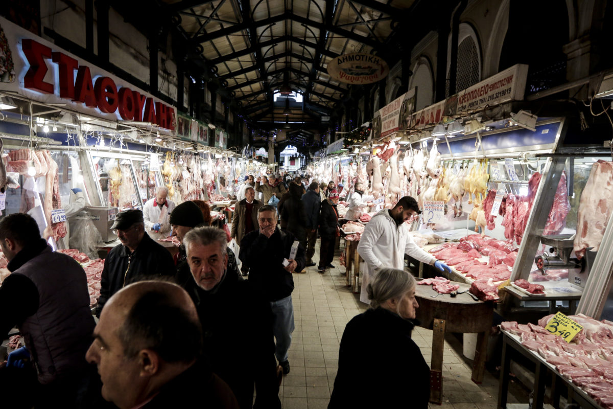 Εντείνονται οι έλεγχοι στην αγορά λόγω της εορταστικής περιόδου