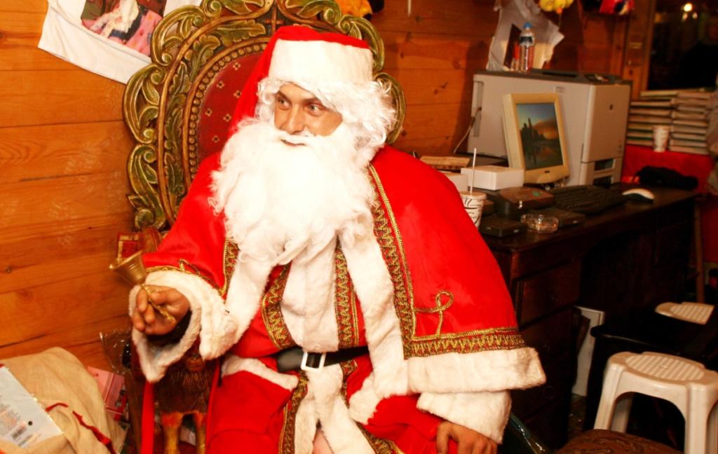 Μελέτη αποκάλυψε πότε τα παιδιά καταλαβαίνουν πως δεν υπάρχει Άγιος Βασίλης