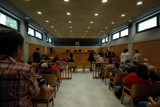 Βόλος: Καταδικάστηκε διαχειριστής πολυκατοικίας – Οι σκηνές που τον έφεραν στο εδώλιο του δικαστηρίου!
