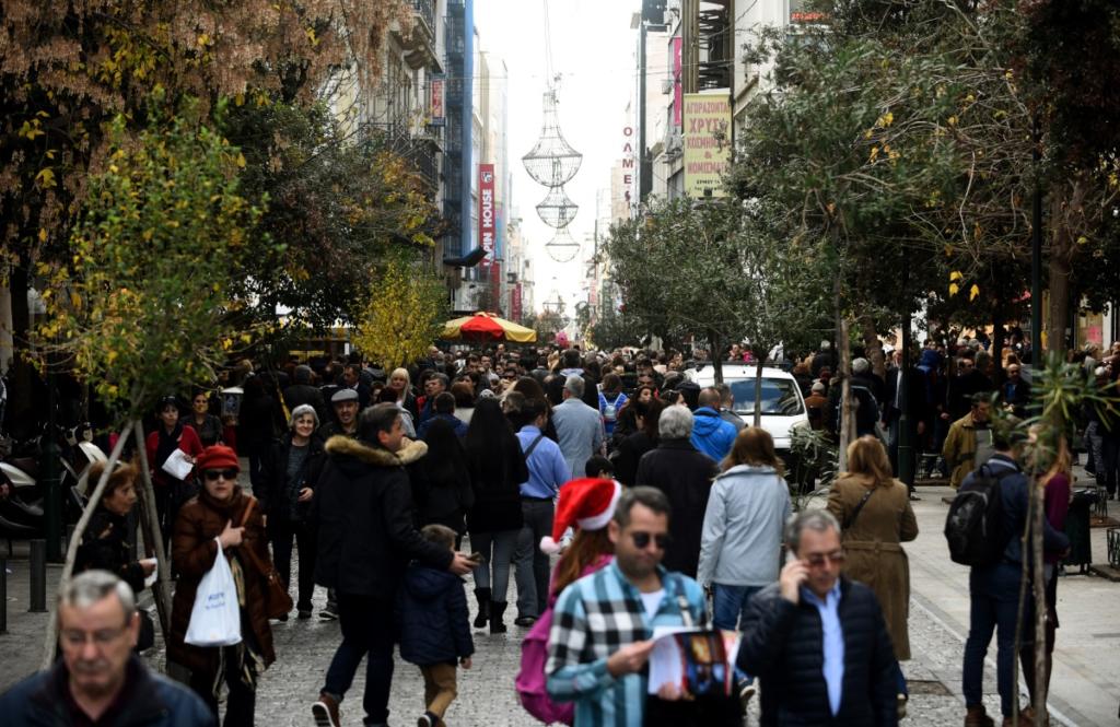 Εορταστικό ωράριο σήμερα 28/12: Τι ώρα κλείνουν τα μαγαζιά