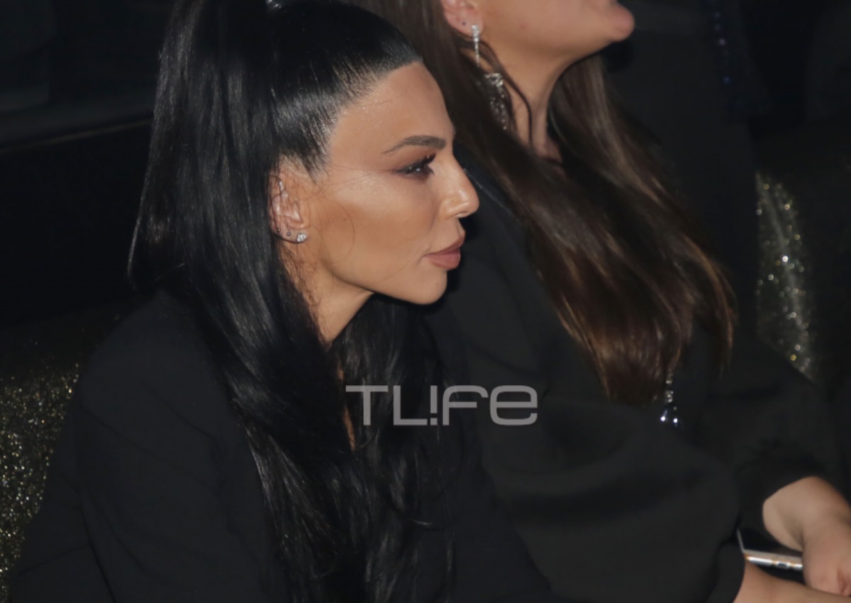 Κέλλυ Κελεκίδου: Το… έκαψε στην πρεμιέρα του συζύγου της, Νίκου Κουρκούλη! [pics]