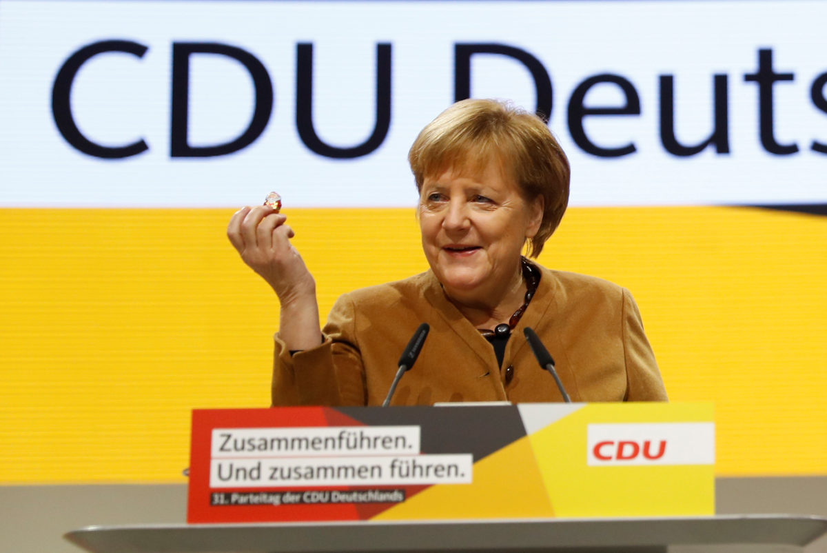 Γερμανία: Παραδίδει την σκυτάλη της αρχηγίας του κόμματος 