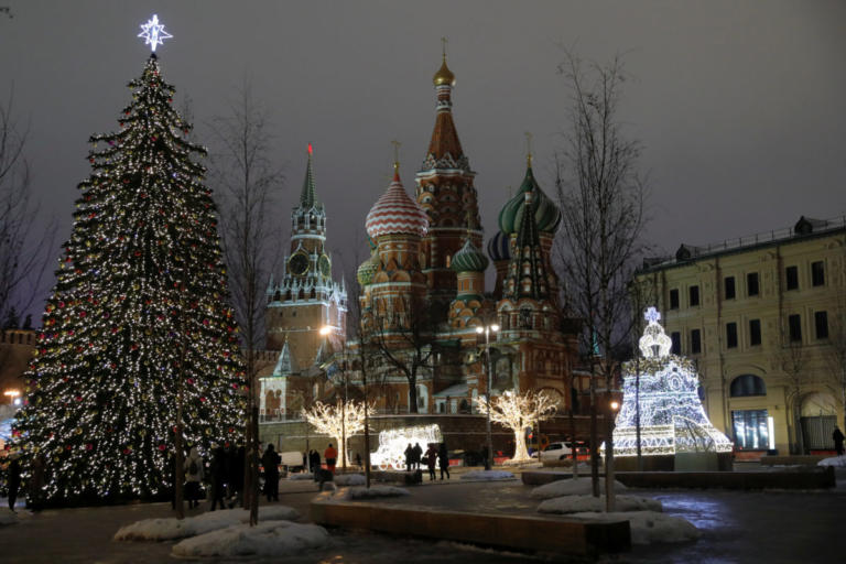 Ρωσία: Δυο εκατομμύρια παράτυποι μετανάστες βρίσκονται στη χώρα