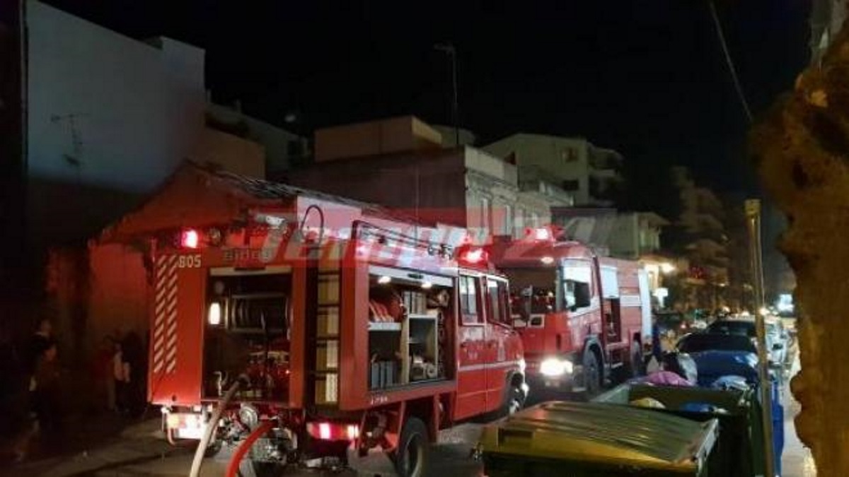 Φωτιά σε κτίριο στην Πάτρα – Εκκενώθηκε όροφος – video
