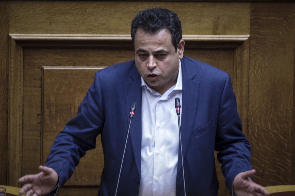 Σαντορινιός: Το μεταφορικό ισοδύναμο για τα νησιά επεκτείνεται και στα καύσιμα