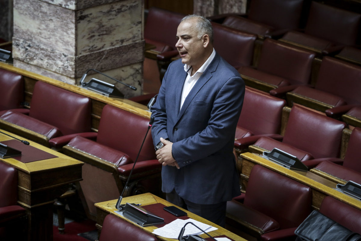 Κρίση στην Ένωση Κεντρώων – Ο βουλευτής Σαρίδης ψηφίζει τον προϋπολογισμό – Αν φύγει διαλύεται η Κ.Ο.
