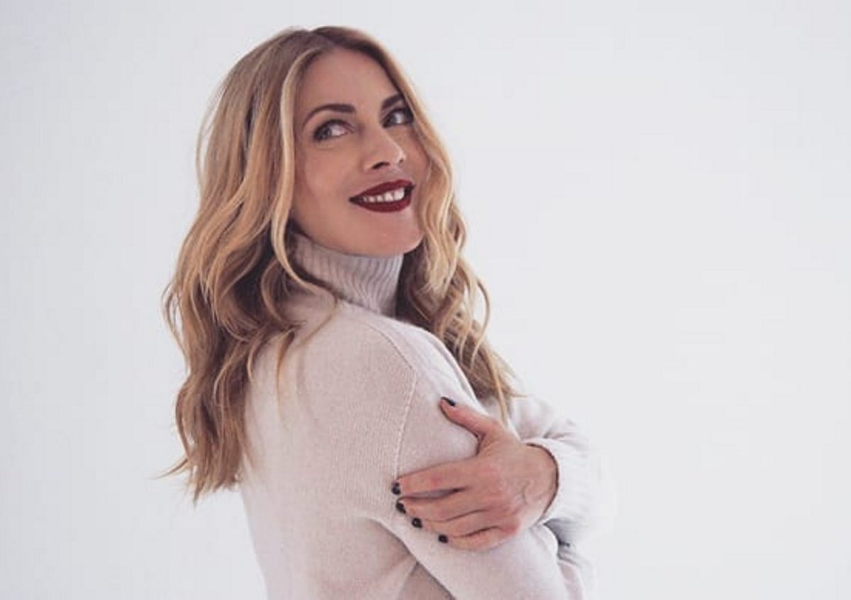 Η Σμαράγδα Καρύδη εξομολογείται: «Μου παραδόθηκε αμέσως ο Θοδωρής!»