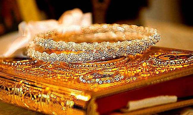 Υπάρχουν «ταρίφες» στα Ιερά Μυστήρια