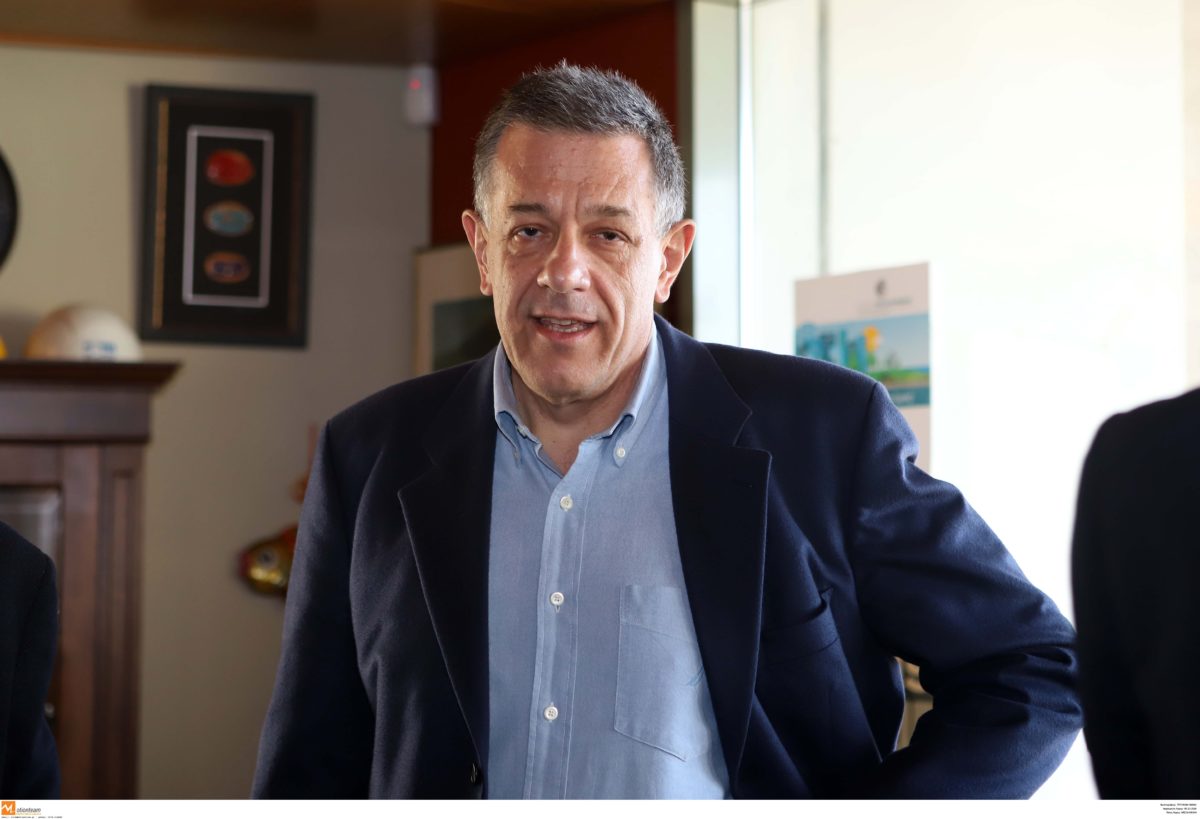 Ταχιάος: Προσβλητική φαρσοκωμωδία με τα δήθεν “εγκαίνια του μετρό”