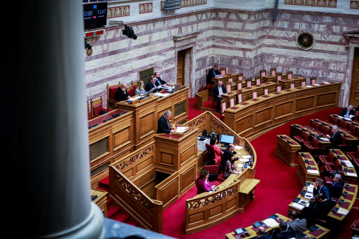 Ομόφωνα νόμος του κράτους η ακύρωση της μείωσης των συντάξεων