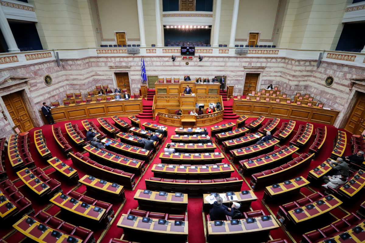 Στη Βουλή η αντιμετώπιση από τη Δικαιοσύνη της «συκοφαντικής επίθεσης κατά του Δημάρχου Λέσβου»