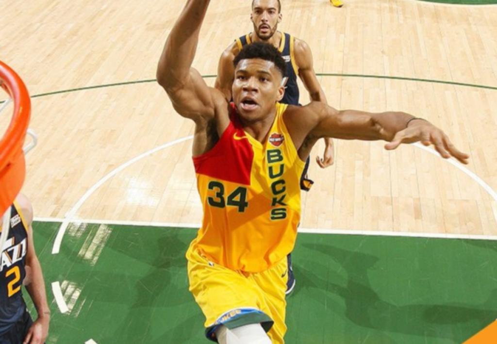 Αντετοκούνμπο: Το double-double του “Greek freak” κόντρα στους Τζαζ – video