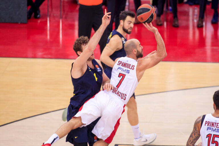 Φενέρμπαχτσε – Ολυμπιακός 90-75 ΤΕΛΙΚΟ | Newsit.gr Φενέρμπαχτσε – Ολυμπιακός 90-75 ΤΕΛΙΚΟ | Newsit.gr