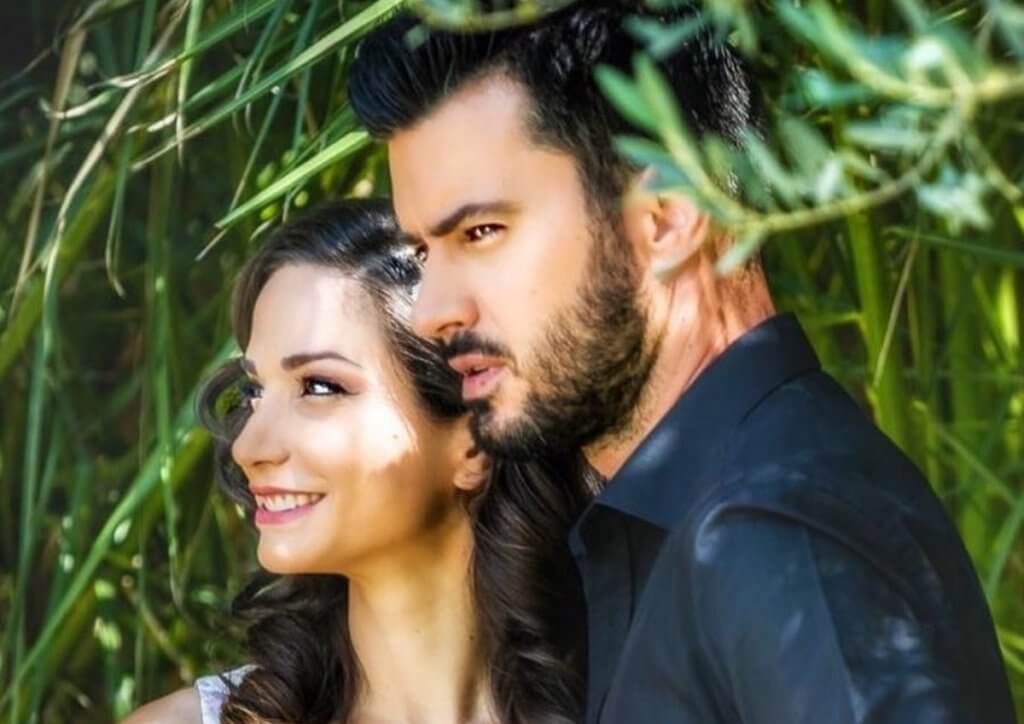 Κατερίνα Γερονικολού – Γιάννης Τσιμιτσέλης: Ρομαντικό δείπνο με φίλους στο κέντρο της πόλης! [pic]