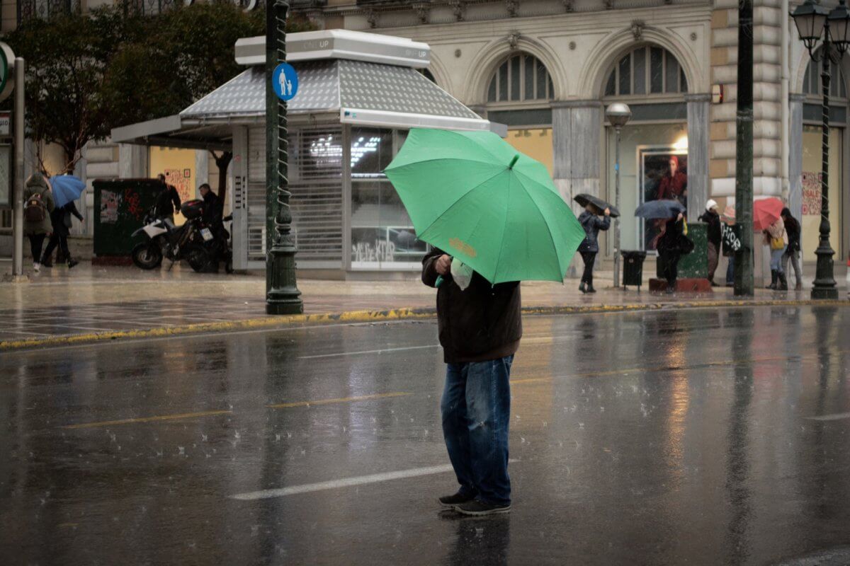 Καιρός: Καλημέρα με… βροχές την Πέμπτη