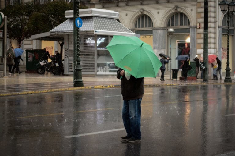 Καιρός: "Ανοίγουν" οι ουρανοί την Τρίτη - Καταιγίδες και ισχυροί άνεμοι - Που θα "χτυπήσει" η κακοκαιρία