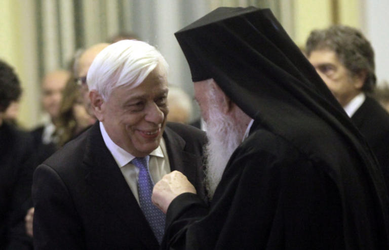 Στη Σύρο για τα Θεοφάνεια Παυλόπουλος και Ιερώνυμος