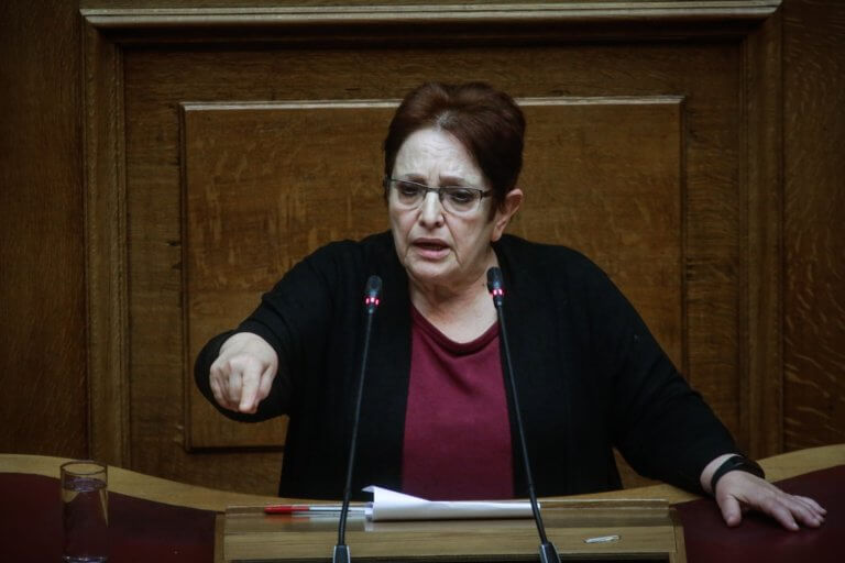Παπαρήγα για Συμφωνία Πρεσπών: Εξυπηρετεί τα αμερικάνικα συμφέροντα – Κρυφός αντικομμουνιστής ο Τσίπρας! | Newsit.gr Παπαρήγα για Συμφωνία Πρεσπών: Εξυπηρετεί τα αμερικάνικα συμφέροντα – Κρυφός αντικομμουνιστής ο Τσίπρας! | Newsit.gr